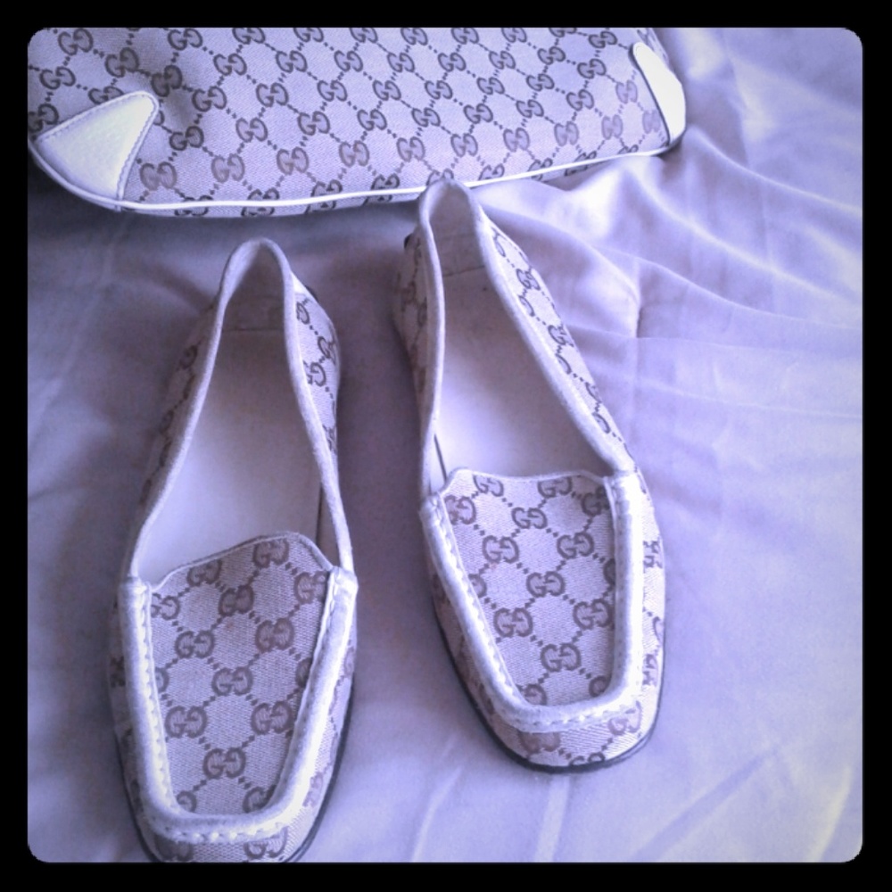 Gucci driving/loafer moccasin shoe ladies size 9.5